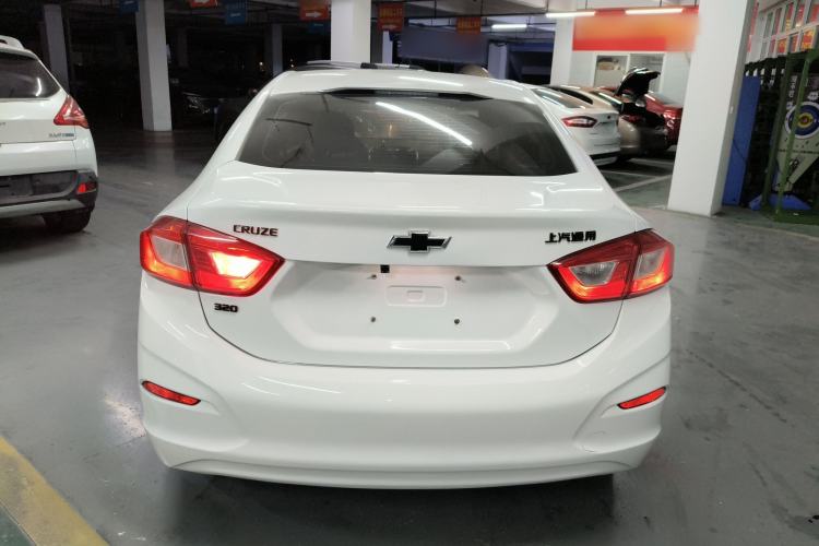 Used Chevrolet Cruze 2018 Redline 320 Automatic Pioneer Edition
