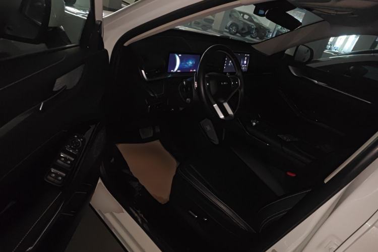 Used Haval H6 2024 1.5T Two-Wheel-Drive Classic Edition