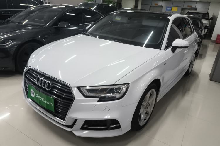 Used Audi A3 2019 Sportback 35 TFSI Fashion Edition China V