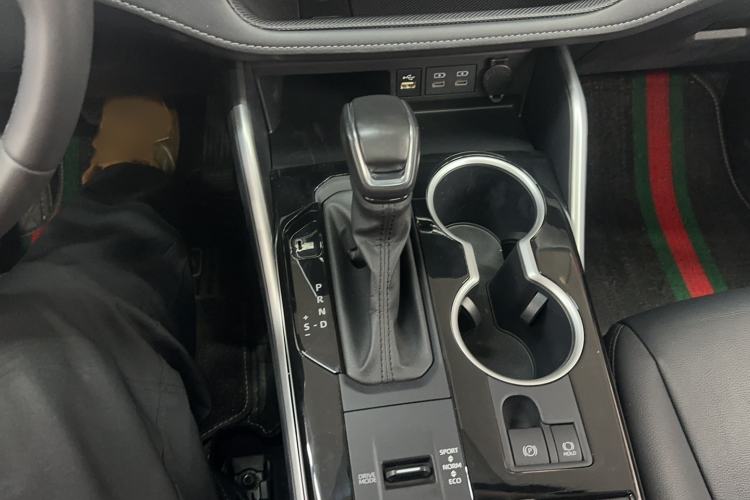 Used Toyota Highlander 2022 Dual-Engine 2.5L Four-Wheel Drive Prestige Version 7 Seats