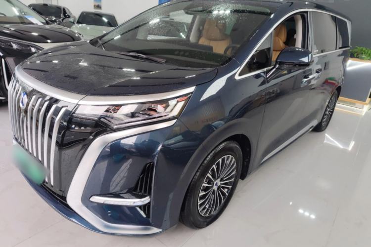 Used Denza D9 2024 EV 620 Premium Model