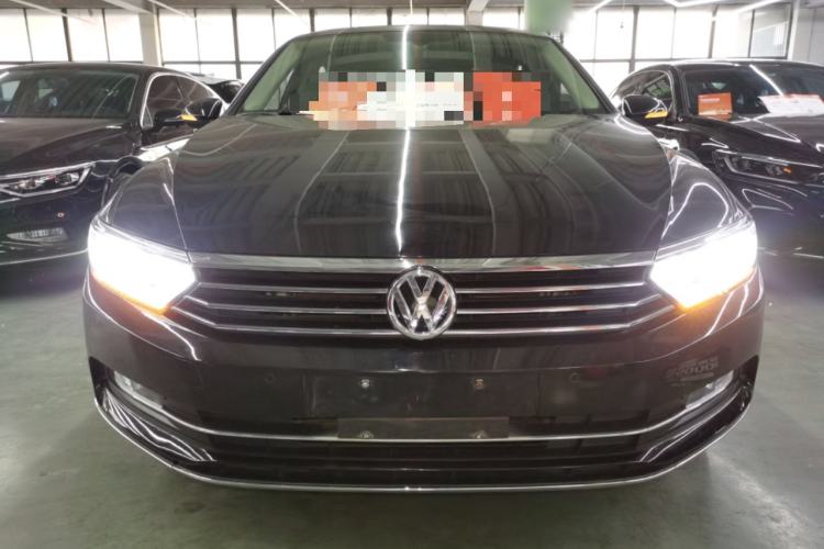 Used Volkswagen Magotan 2018 330TSI DSG Luxury Model
