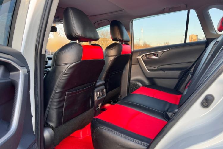 Used Toyota RAV4 2020 2.0L CVT Two-Wheel Drive Fashion Edition
