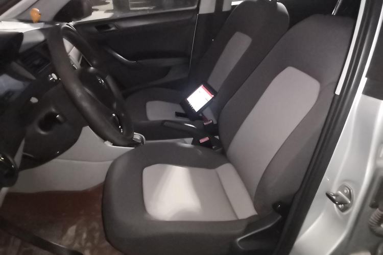 Used Skoda Rapid 2013 1.6L Automatic Enjoyment Model
