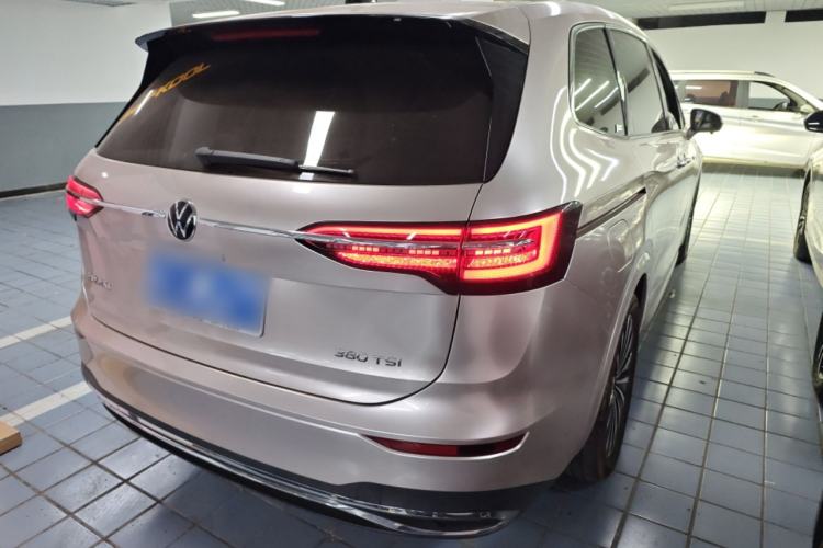 Used Volkswagen Viloran 2022 380TSI Prestige Edition
