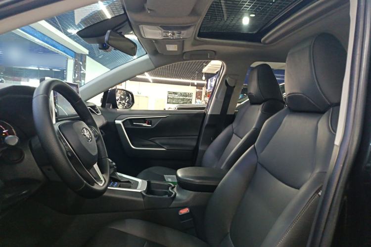 Used Toyota RAV4 2020 2.0L CVT 4x4 Trend Edition
