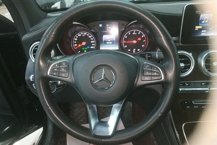 Used Mercedes-Benz GLC 2019 Facelift GLC 260 L 4MATIC Luxury Model
