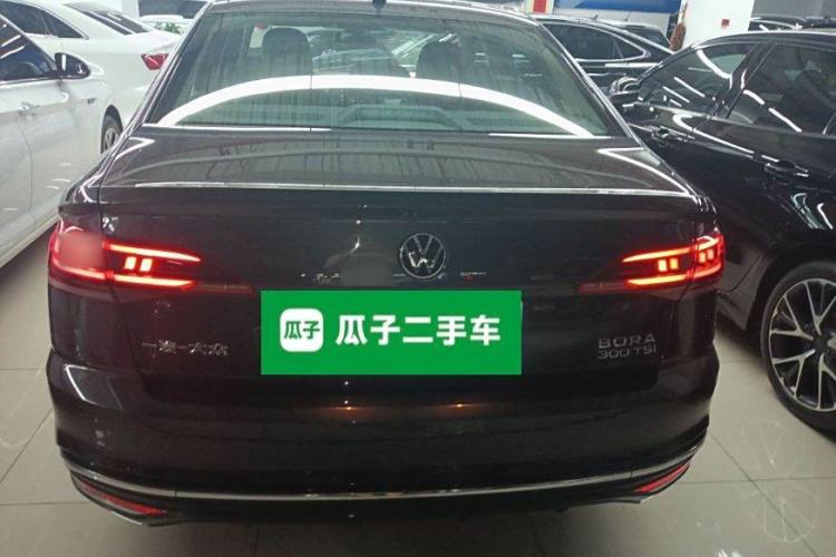 Used Volkswagen Bora 2023 300TSI DSG Prestige Edition
