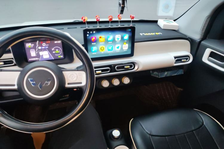 Used Wuling Hongguang MINIEV 2024 3rd Generation 215km Youth Edition