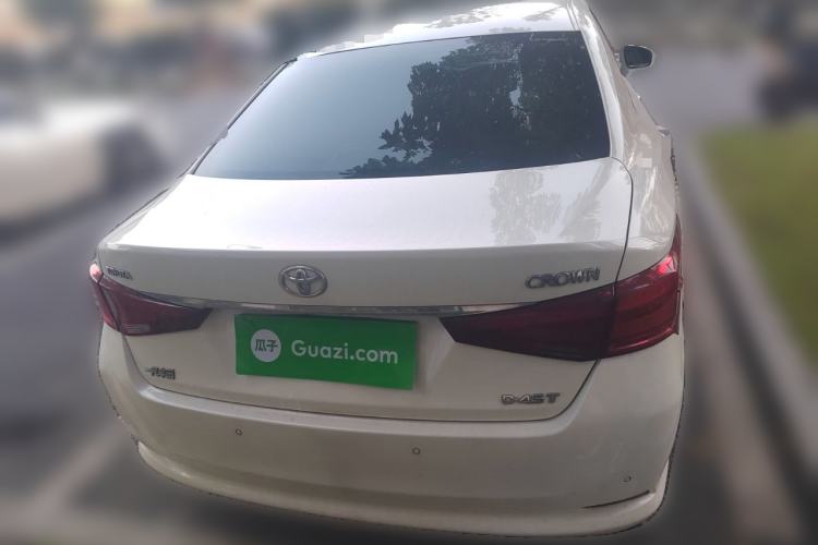 Used Toyota Crown 2015 2.0T Fashion Edition
