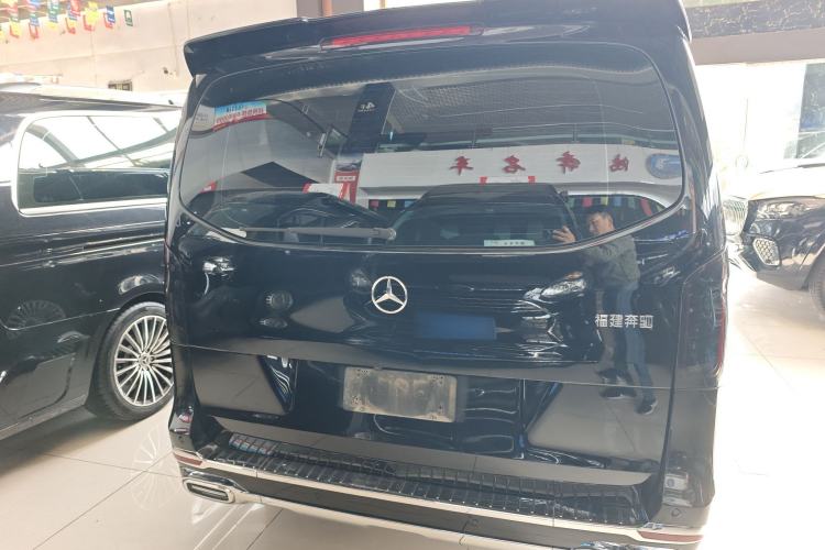 Used Mercedes-Benz Vito 2023 2.0T Elite Version 7 Seats
