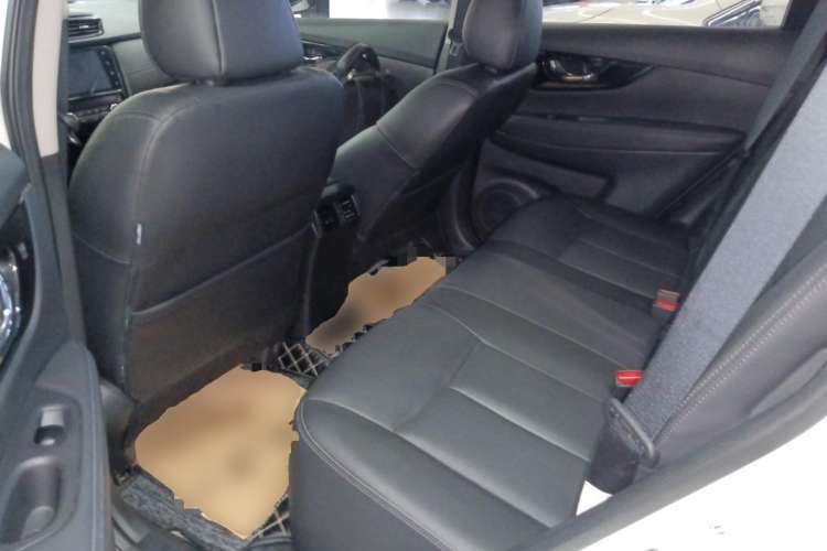 Used Nissan X-Trail 2022 2.0L Two-Wheel Drive Smart Connect & Comfort Edition
