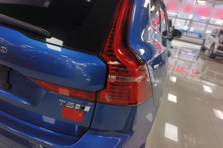 Used Volvo XC60 2018 T5 4x4 Smart & Sporty Edition