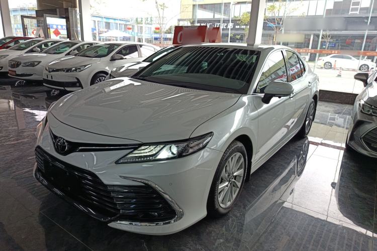 Used Toyota Camry 2021 2.0G Luxury Edition