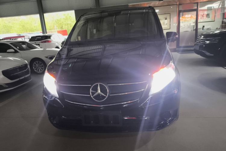 Used Mercedes-Benz Vito 2021 2.0T Elite Version 7 Seats
