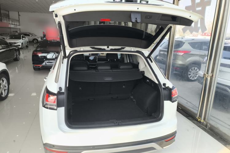 Used Volkswagen Tayron 2023 300TSI Two-Wheel-Drive Luxury Plus Advanced Edition