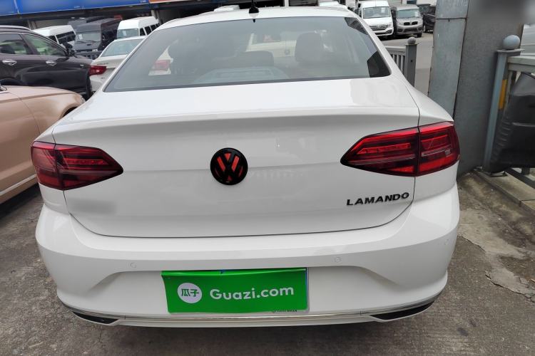 Used Volkswagen Lamando 2021 230TSI DSG Fashion Edition
