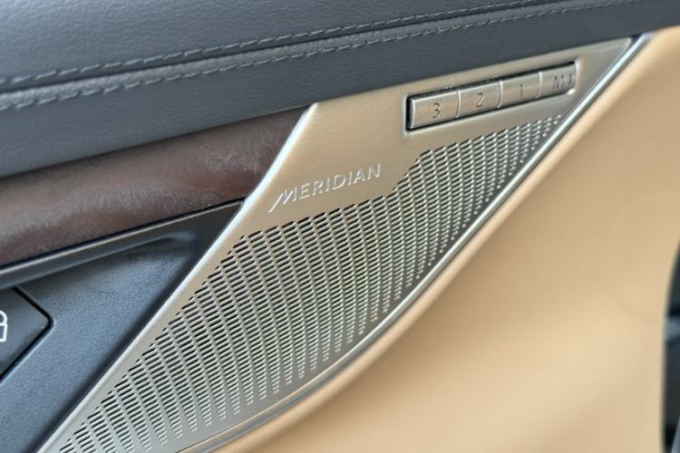 Used Jaguar XFL 2024 2.0T P250 Two-Wheel Drive Prestige Luxury Edition
