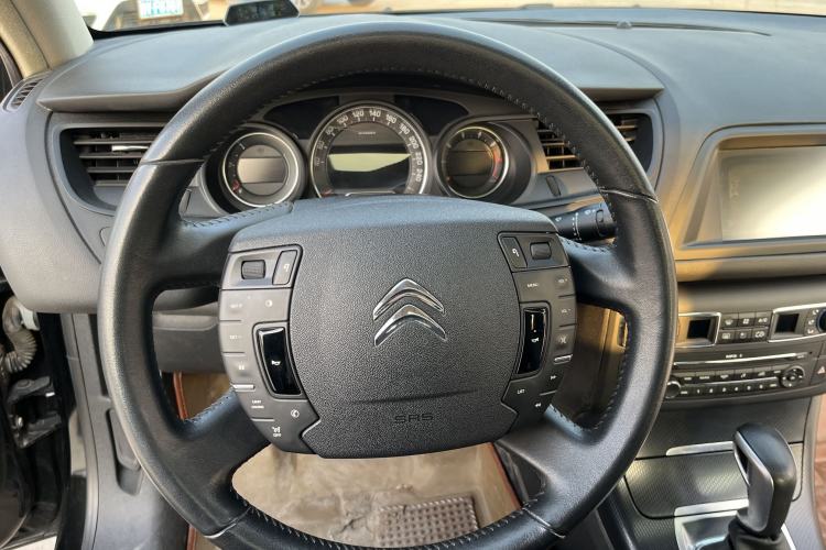 Used Citroen C5 2014 1.6T Automatic Luxury Model
