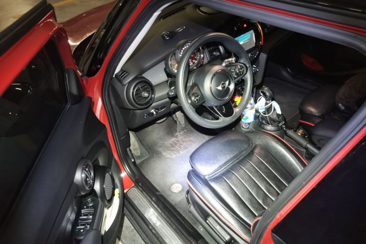 Used  MINI 2016 1.5T COOPER Five-Door Edition
