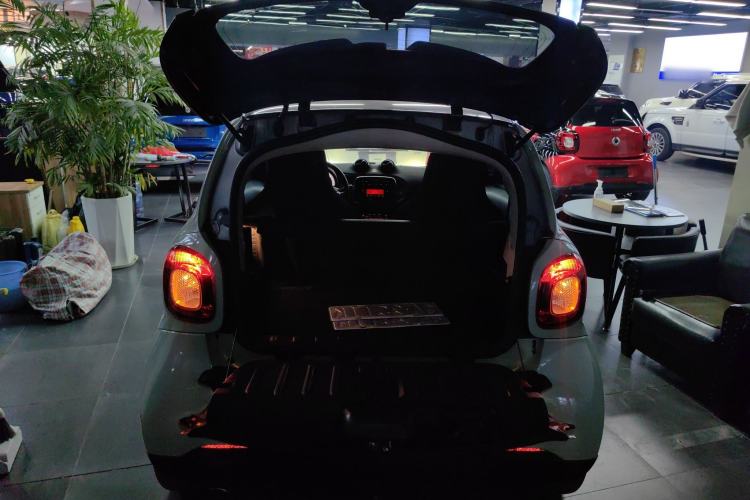 Used  fortwo 2015 1.0L 52 kW Hardtop Passion Edition
