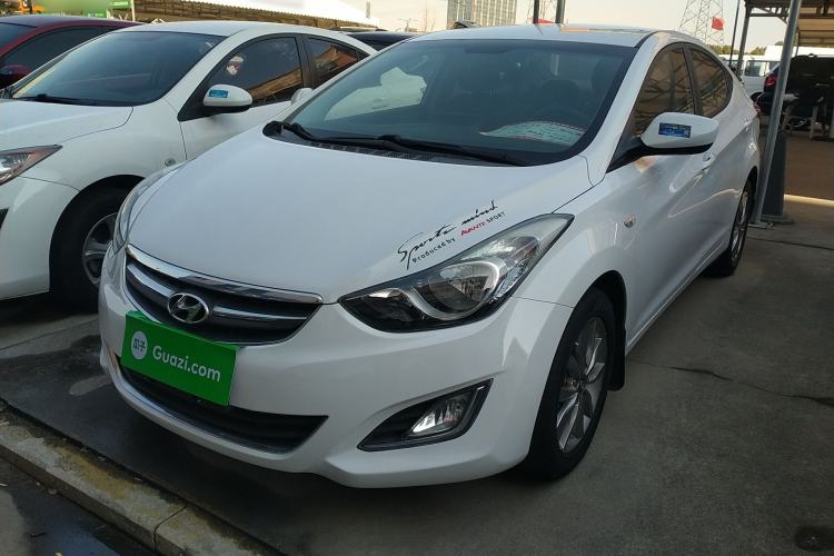 Used Hyundai Elantra 2015 1.6L Automatic Fashion Model