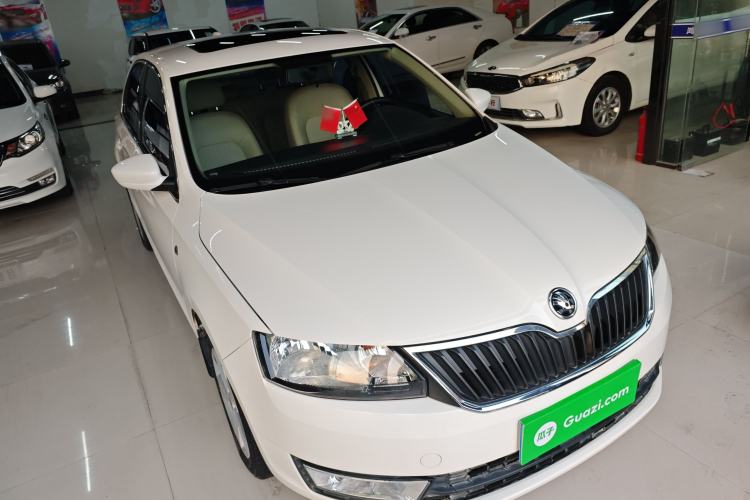 Used Skoda Rapid 2016 1.6L Manual Trend Edition
