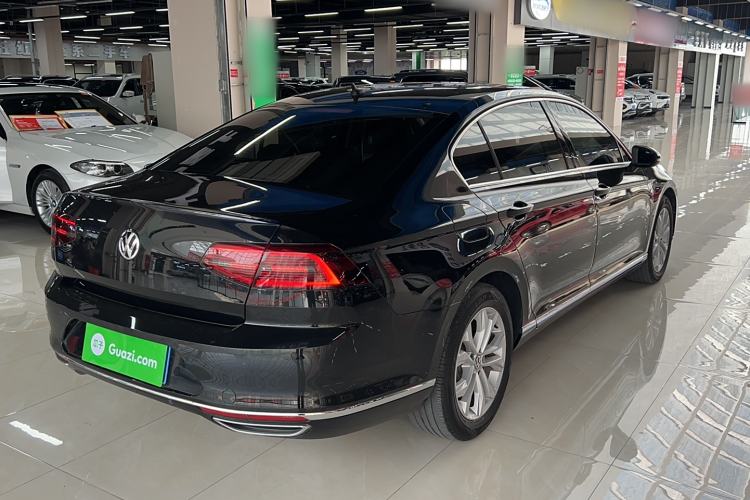 Used Volkswagen Magotan 2019 330TSI DSG Luxury Version China VI Standard
