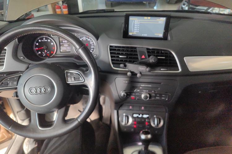 Used Audi Q3 2015 35 TFSI Ambition Edition
