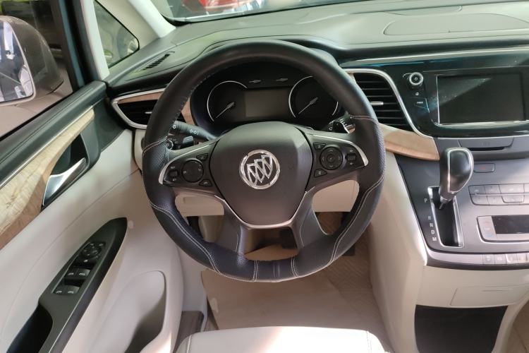 Used Buick GL8 2017 ES 28T Comfort Model China V Standard
