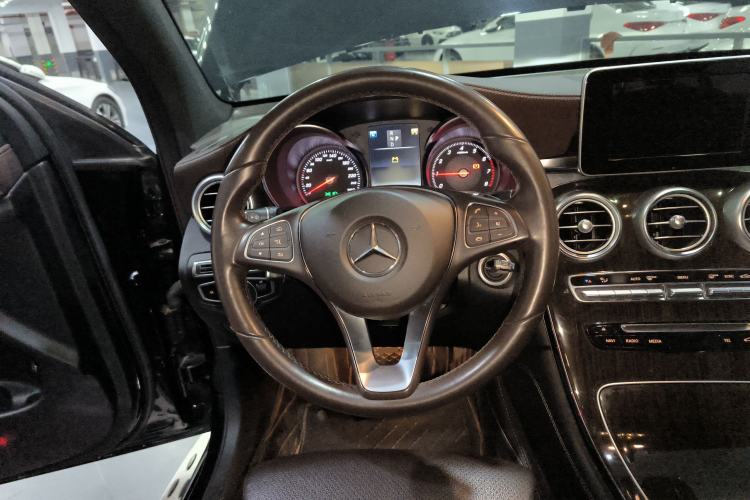 Used Mercedes-Benz GLC 2018 GLC 260 4MATIC Dynamic Edition
