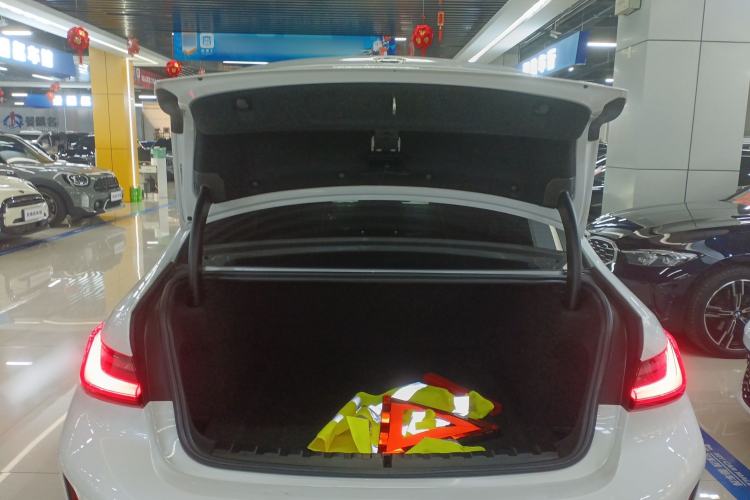 Used BMW 3 Series 2024 325i M Sport Package
