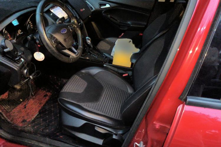 Used Ford Focus 2017 Sedan 1.6L Automatic Fashion Edition Smart Drive Version
