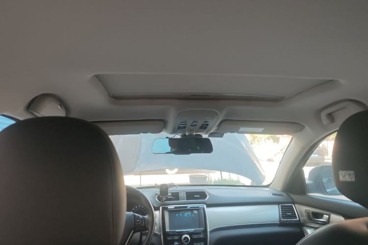 Used Haval H2 2016 Red-Label 1.5T Automatic Two-Wheel Drive Luxury Model
