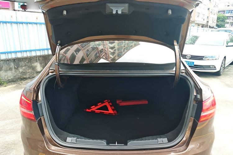 Used Ford Escort 2015 1.5L Manual Fashion Edition
