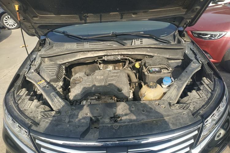 Used Roewe RX5 2019 20T Two-Wheel Drive Automatic Ali Smart Connectivity Platinum Edition
