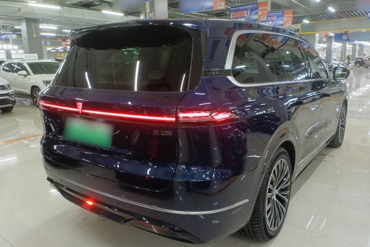 Used  S09 2025 Four-Wheel Drive Ultra+ Custom Edition
