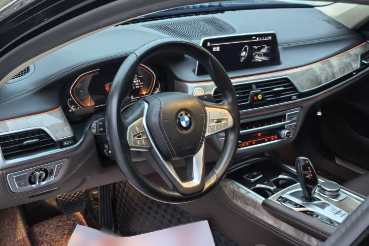 Used BMW 7 Series 2021 740Li Leading Edition Luxury Package
