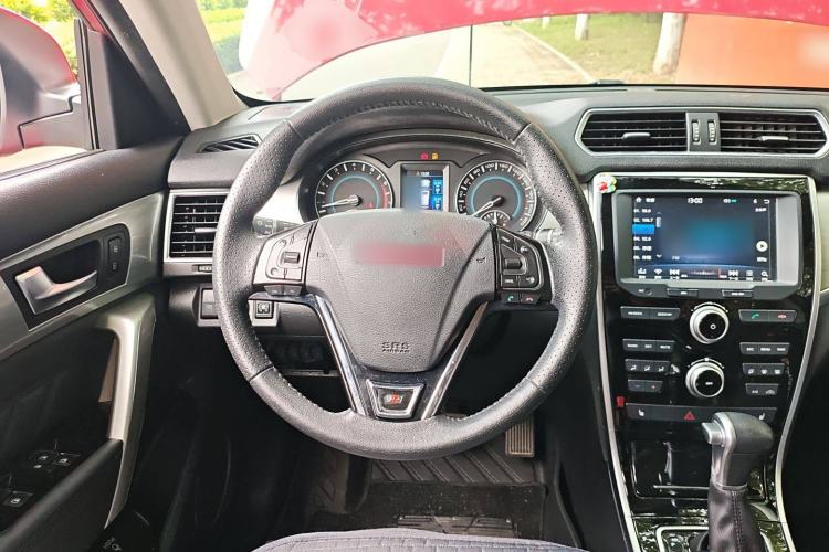 Used Haval H2 2015 1.5T Automatic Two-Wheel Drive Elite Edition
