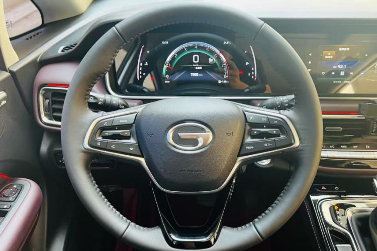 Used GAC Trumpchi M6 2023 PRO 270T DCT Luxury Edition
