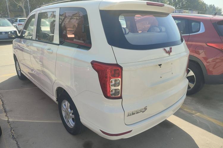 Used Wuling Hongguang 2018 1.5L S Standard Version L2B
