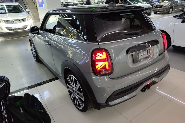 Used MINI MINI 2023 2.0T COOPER S Artist