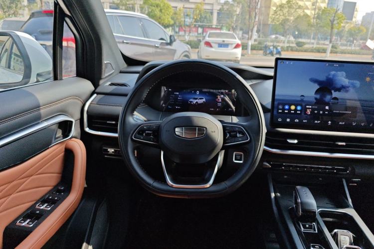 Used Geely Auto Haoyue L 2024 2.0T DCT Flagship Version
