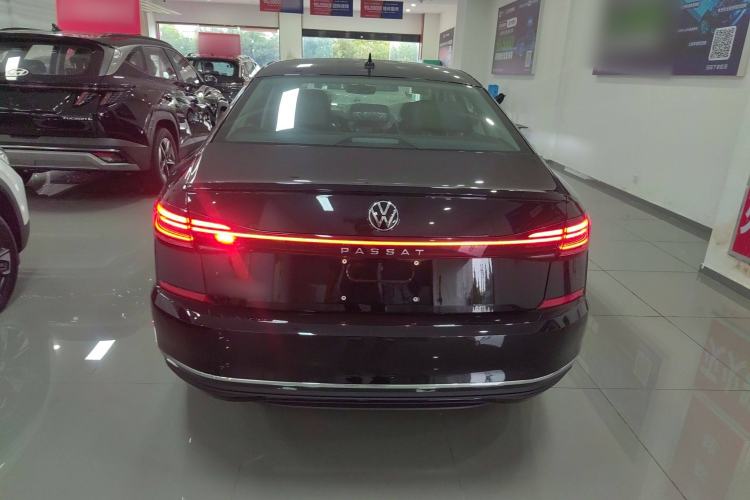 Used Volkswagen Passat 2025 Outstanding Model 330TSI Starry Elite Edition
