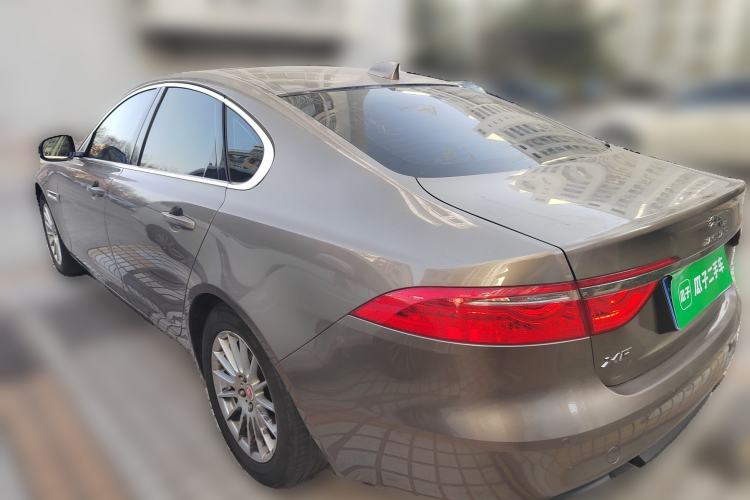 Used Jaguar XF 2016 XF 2.0T Two-Wheel-Drive Luxury Edition