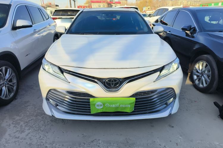 Used Toyota Camry 2019 Revised Version 2.0G Luxury Edition
