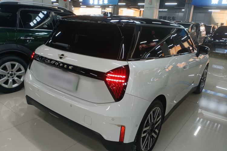 Used  Electric MINI COOPER 2025 456km COOPER E Classic Style
