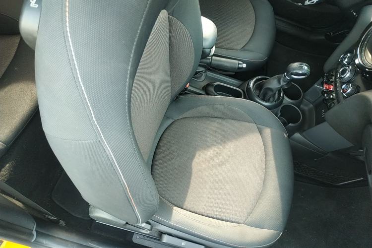 Used  MINI 2014 1.2T ONE
