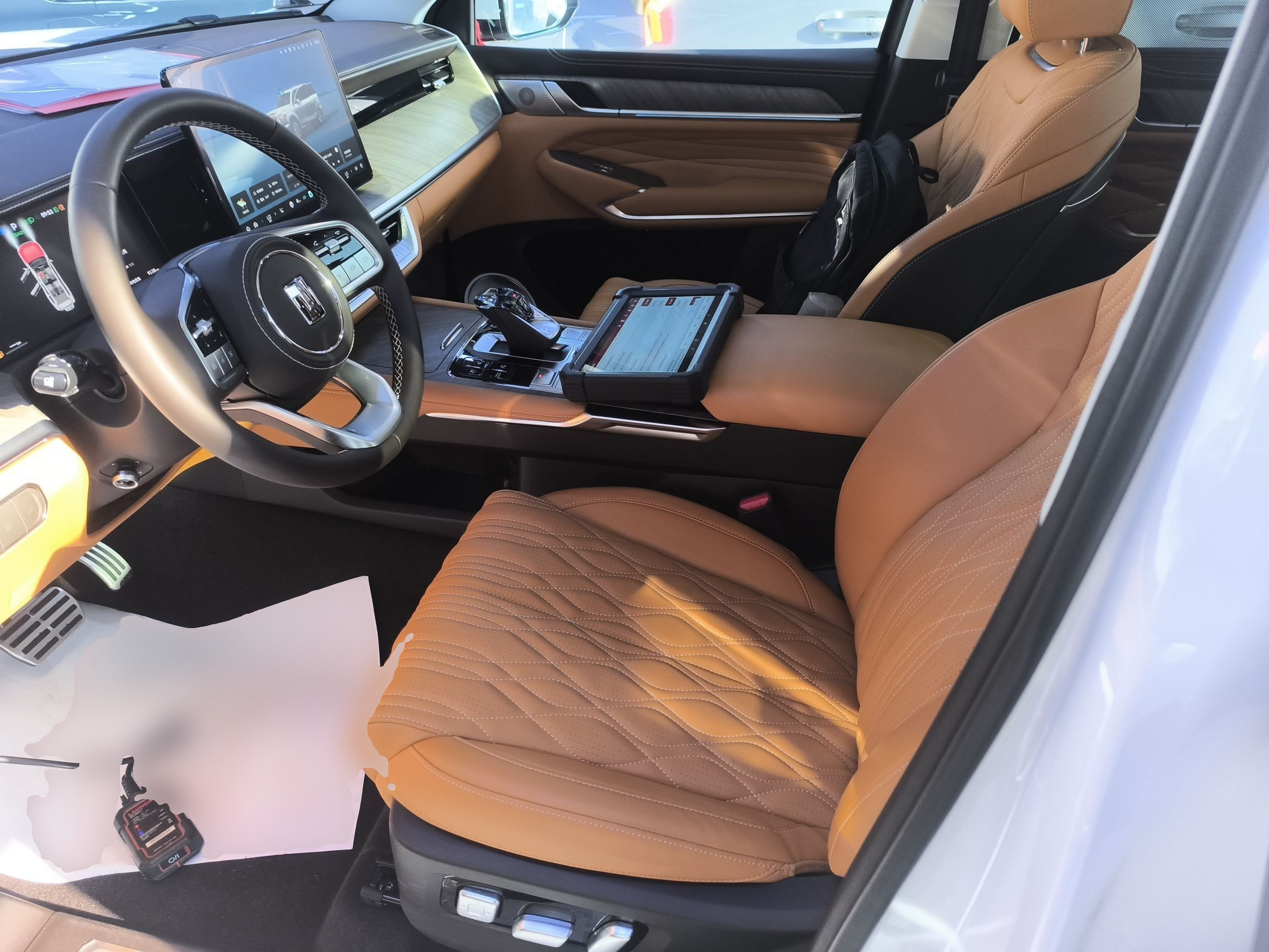 المقاعد الأمامية داخل السيارة