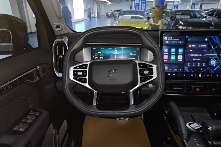 Used JETOUR Traveler 2023 2.0T All-Wheel-Drive CrossPRO
